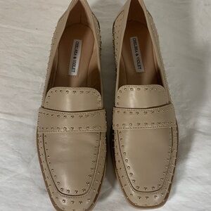 NIB Chelsea & Violet Lisle Studded Leather Loafer Flats, 8